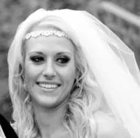 Lauren Levy in her wedding veil, a Celebration Entertainment customer who left a 5-star Google review